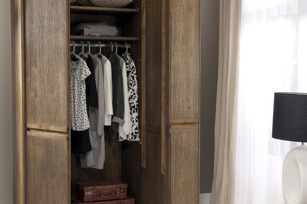 Schrank